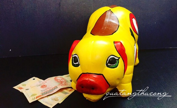 Heo Đông Hồ màu vàng