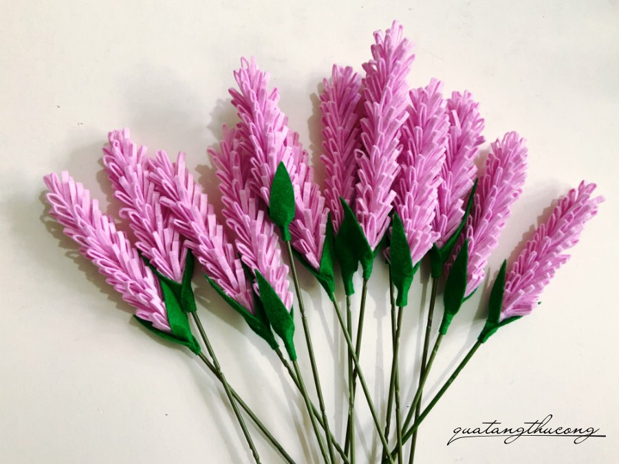 Cành Lavender bằng nỉ màu hồng nhạt