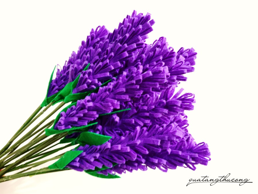 Cành Lavender bằng nỉ màu tím đậm