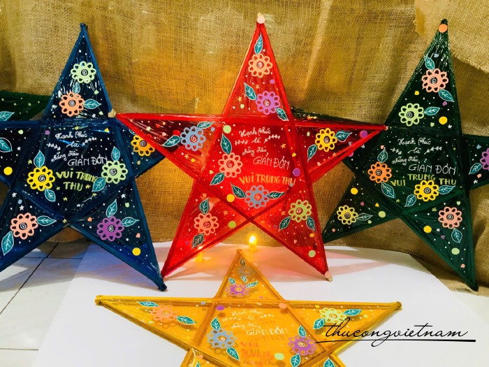 Lồng Đèn Ngôi Sao Giấy Kiếng -Mẫu Vui Trung Thu (30cm)